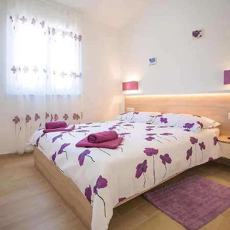 Appartement Birikina 5 Mit Pool Nova Vas (Porec)